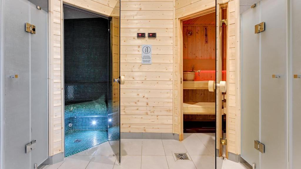 Waterlane Island Hostel&Apartments Gdańsk Kültér fotó